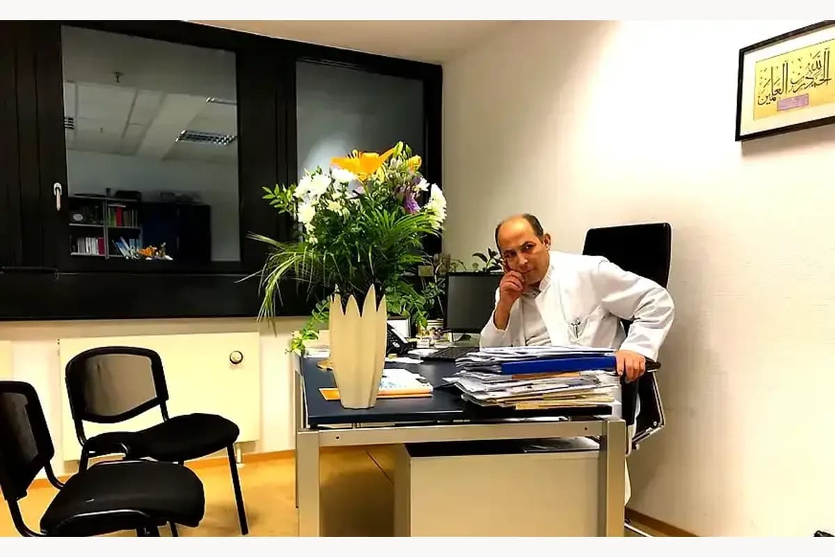 Dr. med. Turki Akil