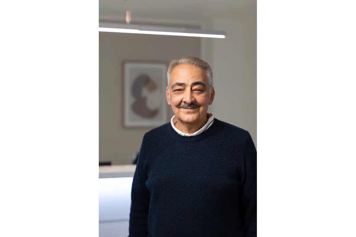 Dr. Samir Salloum - الدكتور سامر سلوم