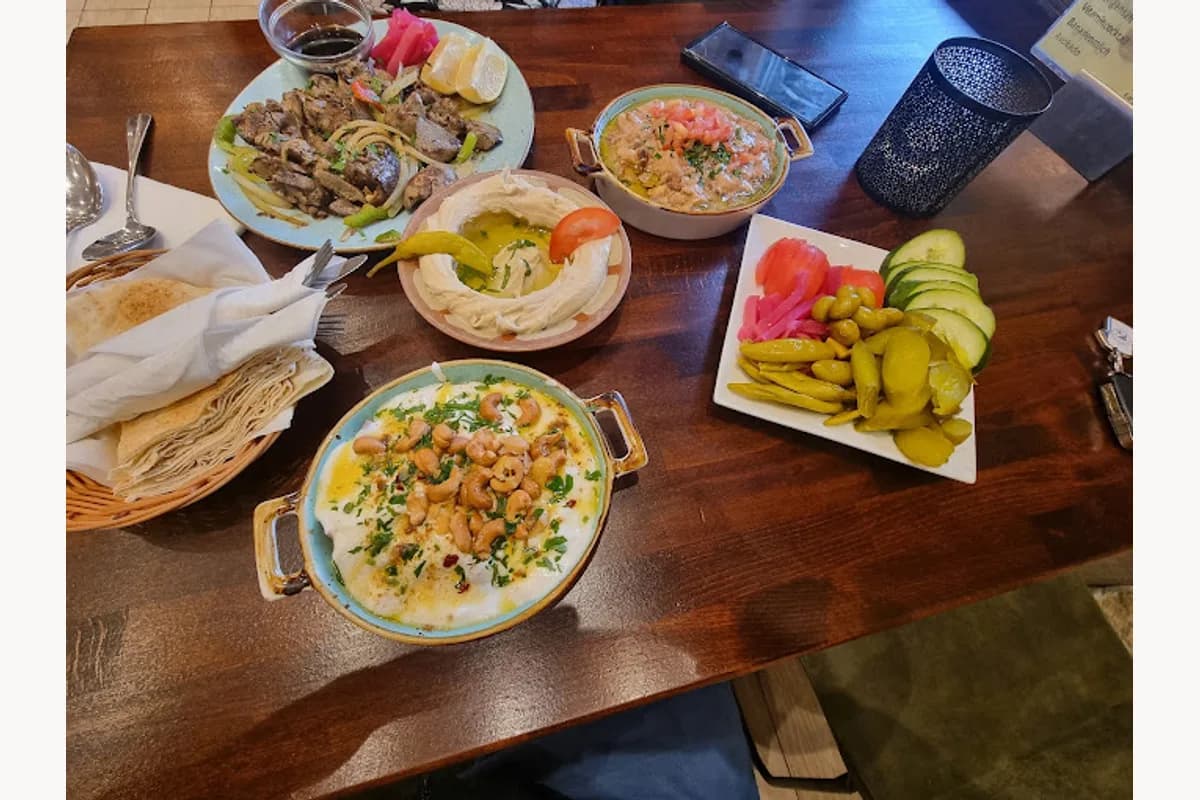 مطعم الباشا 2